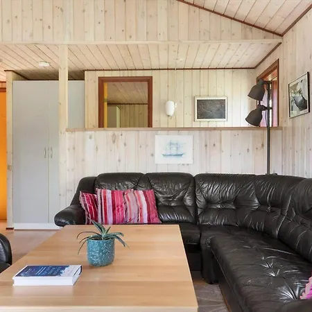 30306-odder-hougaardsvej-6-a * Odder